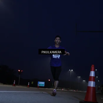 Runner Photo 7303669
