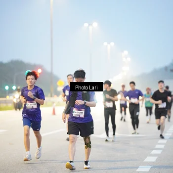 Runner Photo 7303672