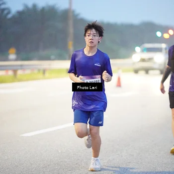 Runner Photo 7303678