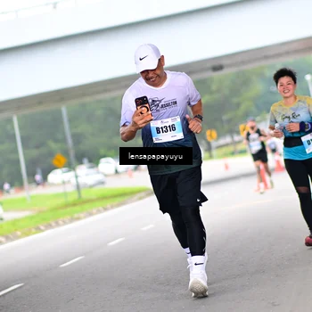 Runner Photo 7303706