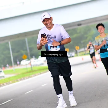 Runner Photo 7303712