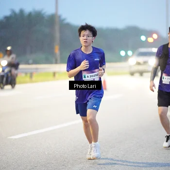 Runner Photo 7303726