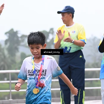 Runner Photo 7303749