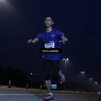 Runner Photo 7303770