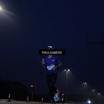 Runner Photo 7303937