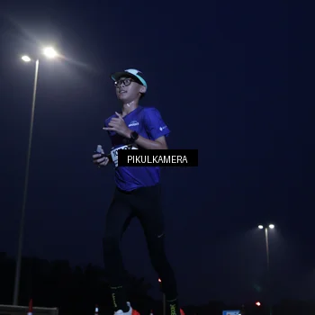 Runner Photo 7303971