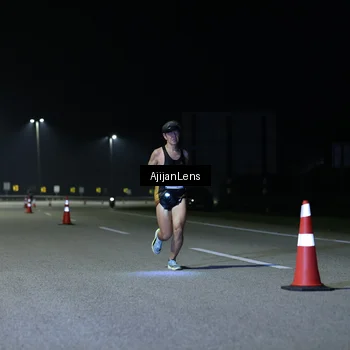 Runner Photo 7304000