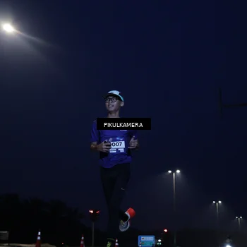 Runner Photo 7304045