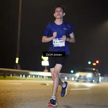 Runner Photo 7304051