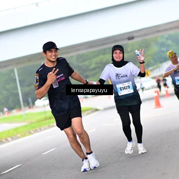 Runner Photo 7304086