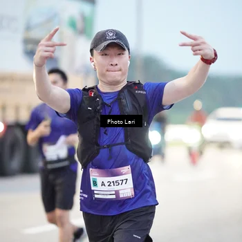 Runner Photo 7304102