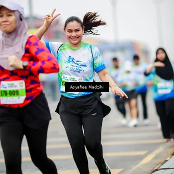 Runner Photo 7304103