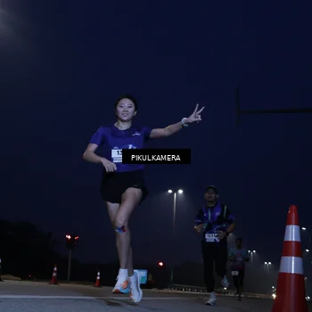 Runner Photo 7304114