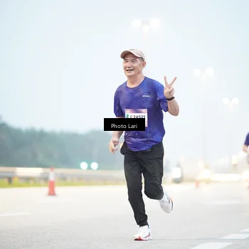 Runner Photo 7304143