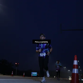 Runner Photo 7304144