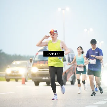 Runner Photo 7304195