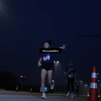 Runner Photo 7304209