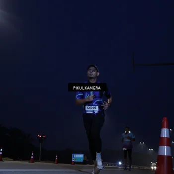 Runner Photo 7304229