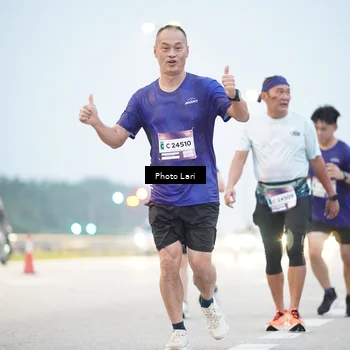 Runner Photo 7304241