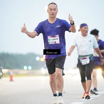 Runner Photo 7304244