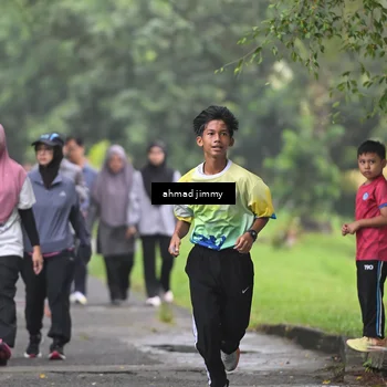 Runner Photo 7304300