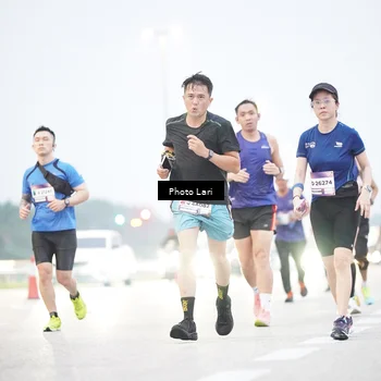Runner Photo 7304341