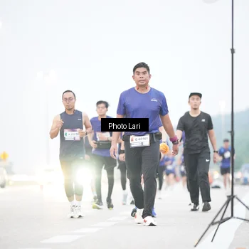Runner Photo 7304384