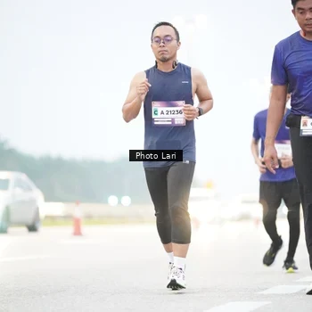 Runner Photo 7304386