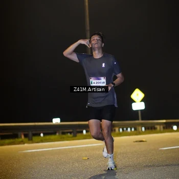Runner Photo 7304430