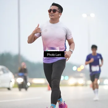 Runner Photo 7304443