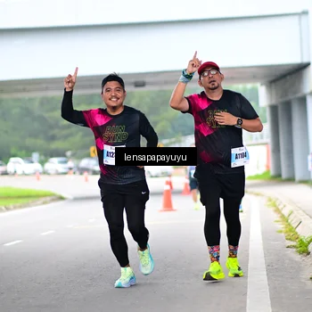 Runner Photo 7304448