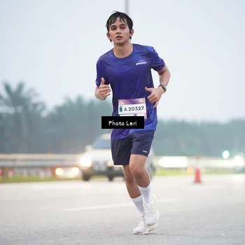 Runner Photo 7304453