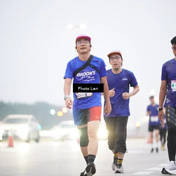 Runner Photo 7304507