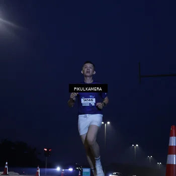 Runner Photo 7304510