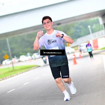 Runner Photo 7304605