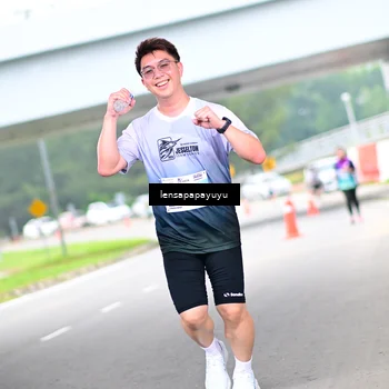 Runner Photo 7304612
