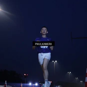 Runner Photo 7304633