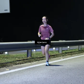 Runner Photo 7304657