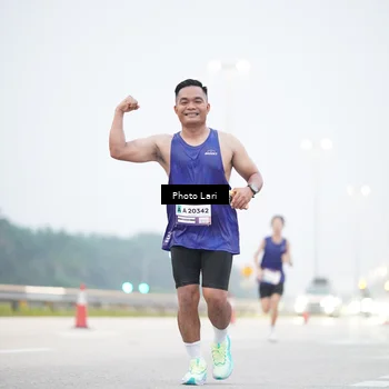Runner Photo 7304669
