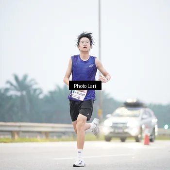 Runner Photo 7304691