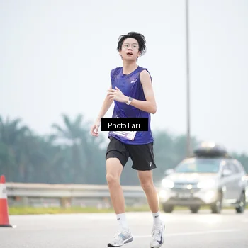 Runner Photo 7304693