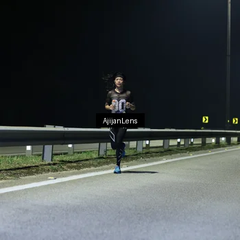 Runner Photo 7304705