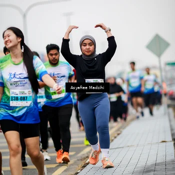 Runner Photo 7304709