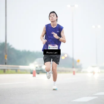 Runner Photo 7304710