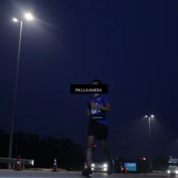 Runner Photo 7304714