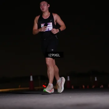 Runner Photo 7304768