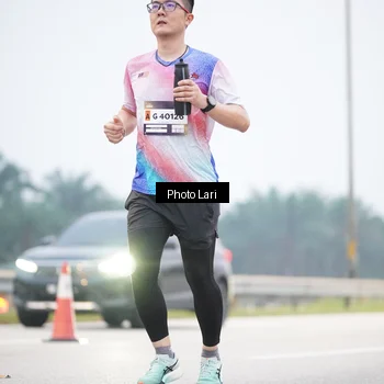 Runner Photo 7304769