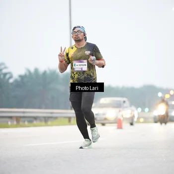 Runner Photo 7304774
