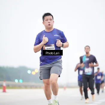 Runner Photo 7304809
