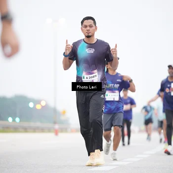 Runner Photo 7304810